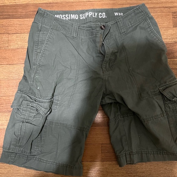 Mossimo Supply Co. Shorts Mens Mossimo Cargo Shorts 32w Poshmark